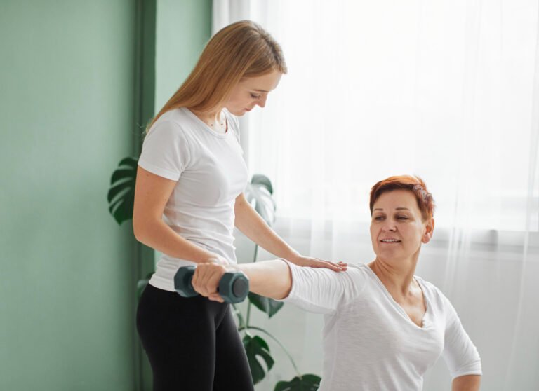 Od imobilizacije do punog pokreta: Kako smo povratili 80° fleksije ramena za samo 12 tretmana